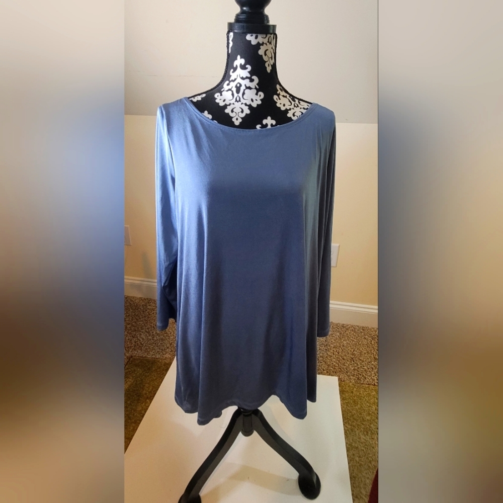 Beautiful NWT Attitues by Renee